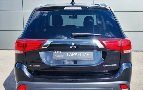 Mitsubishi Outlander III рестайлинг 3, 2018 год, 1 849 000 рублей, 6 фотография