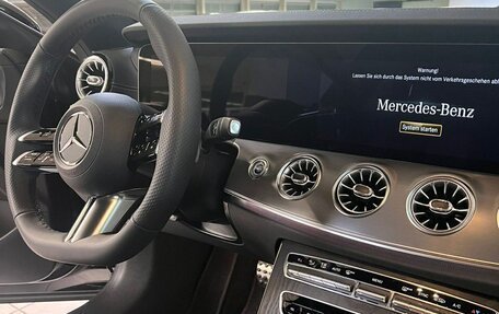 Mercedes-Benz E-Класс, 2022 год, 9 100 000 рублей, 6 фотография