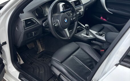 BMW 1 серия, 2018 год, 2 800 000 рублей, 13 фотография