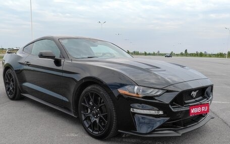 Ford Mustang VI рестайлинг, 2017 год, 3 800 000 рублей, 1 фотография