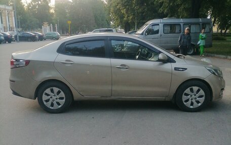 KIA Rio III рестайлинг, 2015 год, 718 000 рублей, 2 фотография