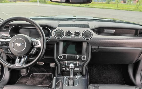 Ford Mustang VI рестайлинг, 2017 год, 3 800 000 рублей, 14 фотография