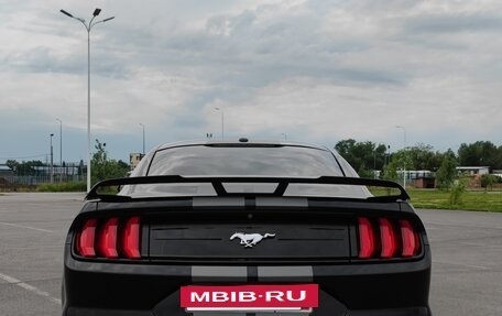 Ford Mustang VI рестайлинг, 2017 год, 3 800 000 рублей, 17 фотография