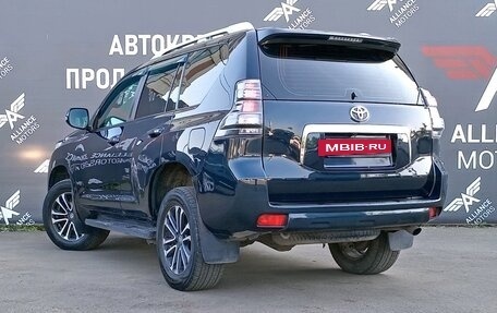Toyota Land Cruiser Prado 150 рестайлинг 2, 2011 год, 2 650 000 рублей, 5 фотография