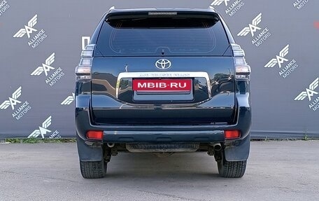 Toyota Land Cruiser Prado 150 рестайлинг 2, 2011 год, 2 650 000 рублей, 6 фотография