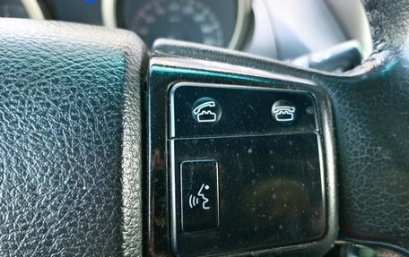 Toyota Land Cruiser Prado 150 рестайлинг 2, 2011 год, 2 650 000 рублей, 16 фотография