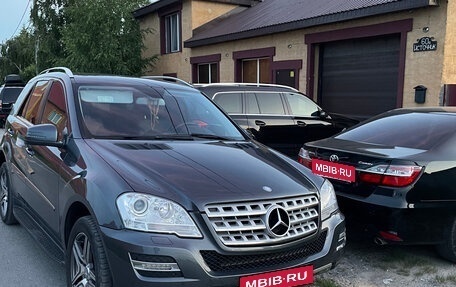 Mercedes-Benz M-Класс, 2010 год, 2 500 000 рублей, 11 фотография