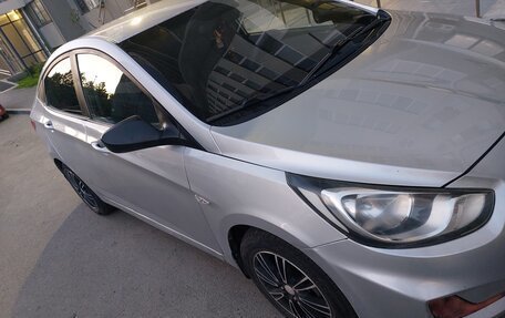Hyundai Solaris II рестайлинг, 2012 год, 505 000 рублей, 5 фотография