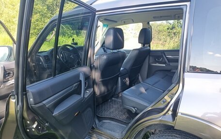 Mitsubishi Pajero IV, 2014 год, 2 550 000 рублей, 7 фотография