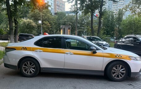 Toyota Camry, 2019 год, 1 796 666 рублей, 6 фотография