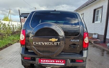 Chevrolet Niva I рестайлинг, 2016 год, 650 000 рублей, 4 фотография