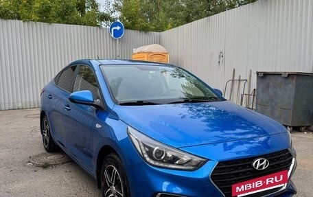 Hyundai Solaris II рестайлинг, 2018 год, 1 500 000 рублей, 3 фотография