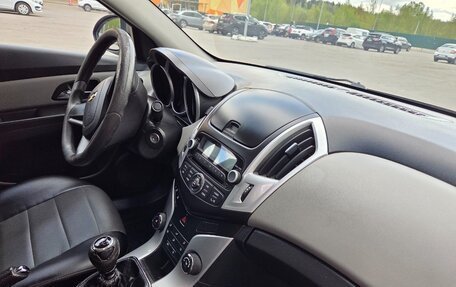 Chevrolet Cruze II, 2014 год, 600 000 рублей, 19 фотография