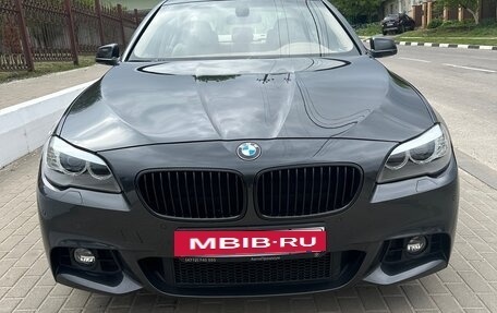 BMW 5 серия, 2011 год, 1 850 000 рублей, 2 фотография