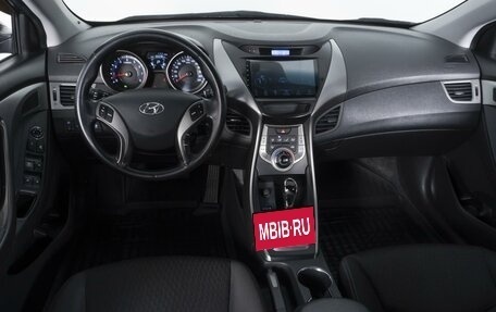 Hyundai Elantra V, 2012 год, 1 064 000 рублей, 6 фотография