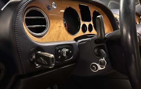 Bentley Continental Flying Spur, 2005 год, 1 990 000 рублей, 22 фотография