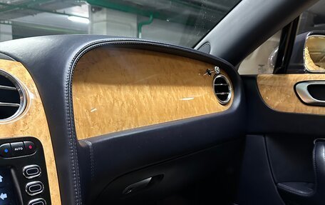 Bentley Continental Flying Spur, 2005 год, 1 990 000 рублей, 24 фотография
