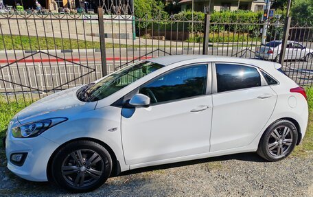 Hyundai i30 II рестайлинг, 2015 год, 1 300 000 рублей, 4 фотография