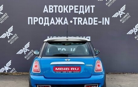 MINI Hatch, 2011 год, 1 165 000 рублей, 5 фотография