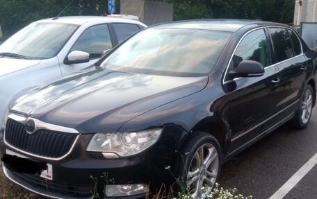 Skoda Superb III рестайлинг, 2011 год, 950 000 рублей, 1 фотография