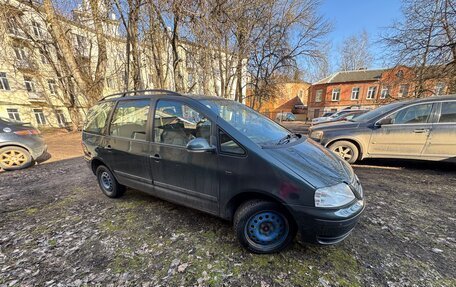 Volkswagen Sharan I рестайлинг, 2004 год, 670 000 рублей, 4 фотография
