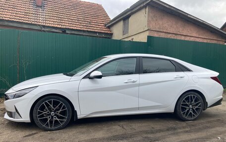 Hyundai Elantra, 2021 год, 1 500 000 рублей, 6 фотография