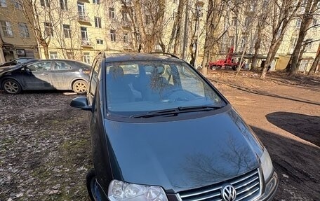 Volkswagen Sharan I рестайлинг, 2004 год, 670 000 рублей, 2 фотография