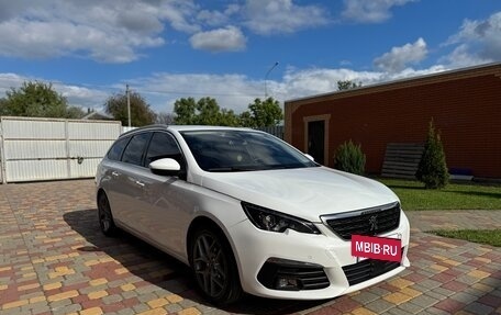 Peugeot 308 II, 2020 год, 1 700 000 рублей, 3 фотография