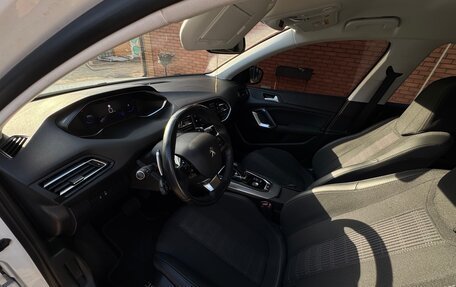 Peugeot 308 II, 2020 год, 1 700 000 рублей, 9 фотография