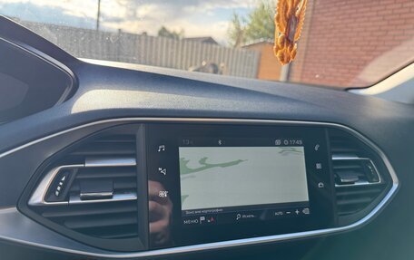Peugeot 308 II, 2020 год, 1 700 000 рублей, 14 фотография