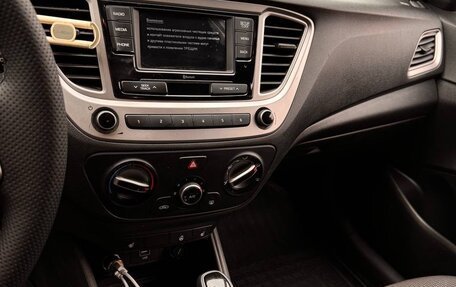 Hyundai Solaris II рестайлинг, 2019 год, 1 220 000 рублей, 6 фотография
