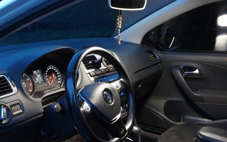 Volkswagen Polo VI (EU Market), 2017 год, 1 450 000 рублей, 11 фотография