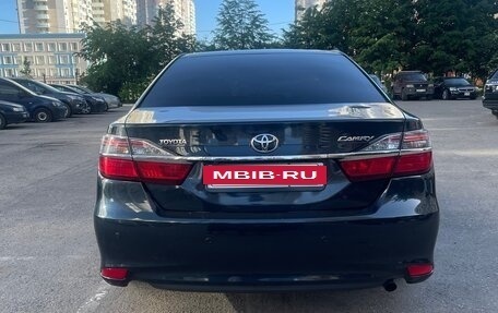 Toyota Camry, 2015 год, 1 900 000 рублей, 5 фотография