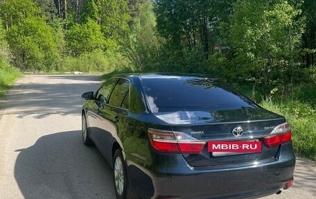 Toyota Camry, 2015 год, 1 900 000 рублей, 17 фотография