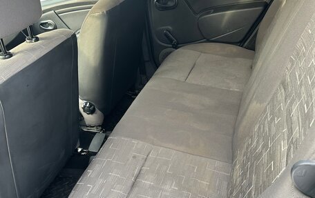 Renault Sandero I, 2010 год, 350 000 рублей, 29 фотография