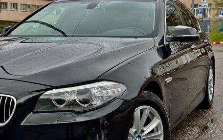 BMW 5 серия, 2013 год, 1 830 000 рублей, 7 фотография