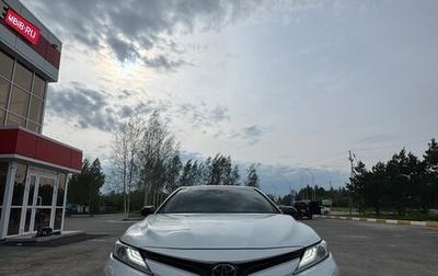 Toyota Camry, 2018 год, 3 190 000 рублей, 1 фотография