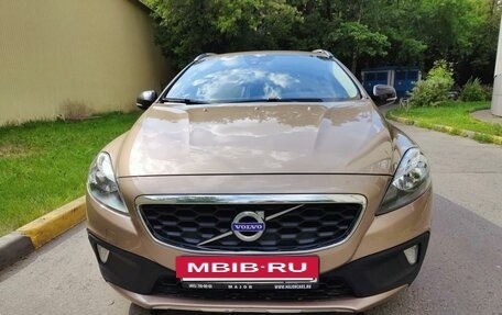 Volvo V40 II рестайлинг, 2013 год, 1 300 000 рублей, 2 фотография