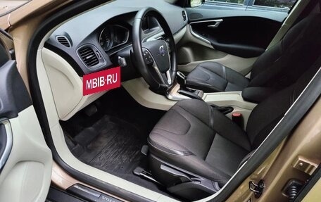 Volvo V40 II рестайлинг, 2013 год, 1 300 000 рублей, 9 фотография