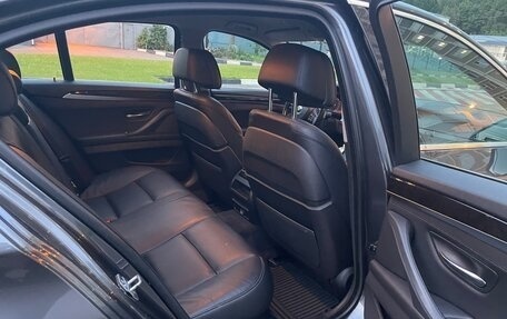BMW 5 серия, 2015 год, 3 180 000 рублей, 12 фотография