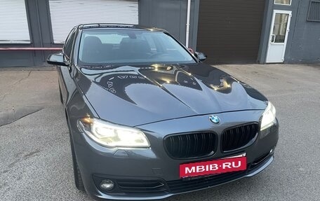 BMW 5 серия, 2015 год, 3 180 000 рублей, 13 фотография