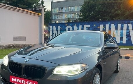 BMW 5 серия, 2015 год, 3 180 000 рублей, 18 фотография