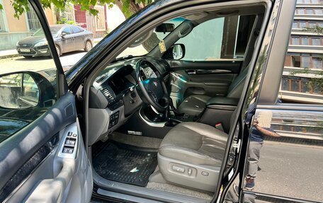 Toyota Land Cruiser Prado 120 рестайлинг, 2008 год, 2 050 000 рублей, 5 фотография