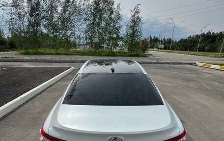 Toyota Camry, 2018 год, 3 190 000 рублей, 5 фотография