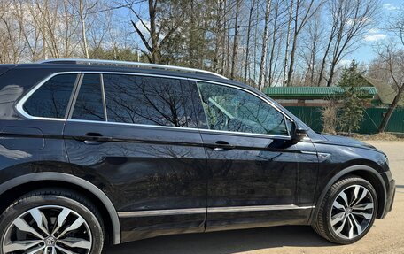 Volkswagen Tiguan II, 2018 год, 3 900 000 рублей, 7 фотография