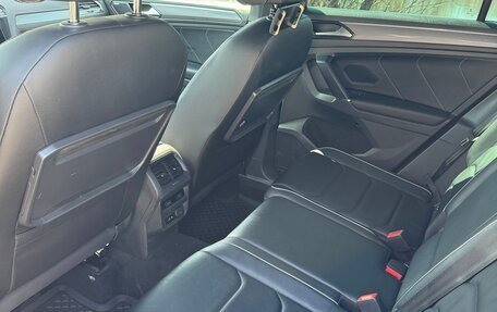 Volkswagen Tiguan II, 2018 год, 3 900 000 рублей, 12 фотография