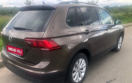 Volkswagen Tiguan II, 2020 год, 2 195 000 рублей, 3 фотография
