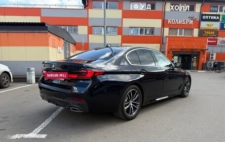 BMW 5 серия, 2022 год, 5 900 000 рублей, 5 фотография