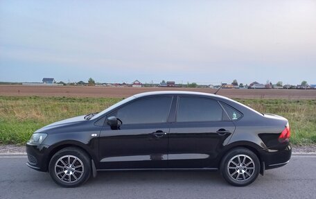Volkswagen Polo VI (EU Market), 2013 год, 800 000 рублей, 5 фотография