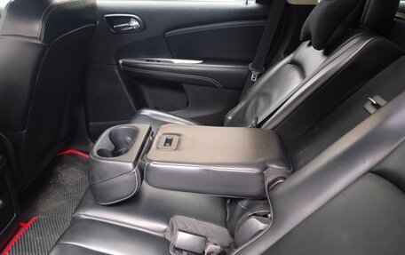 Dodge Journey I, 2011 год, 1 077 000 рублей, 15 фотография